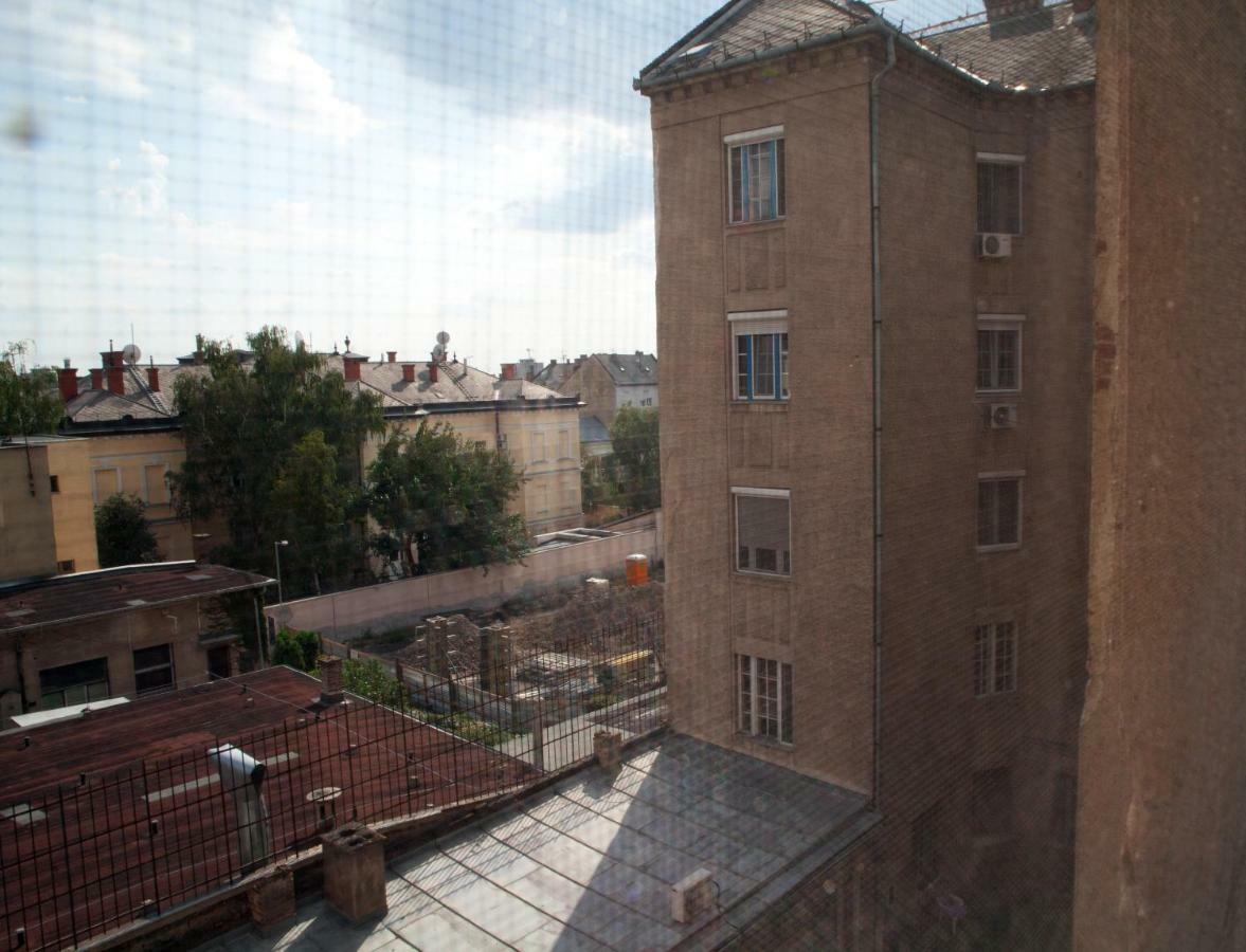 Appartamento Marvel Apartman Debrecen Esterno foto